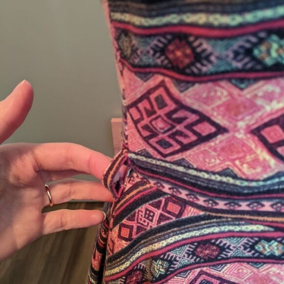 Forever 21 Aztec Tribal Flowy Dress Size Medium - Picture 4 of 5